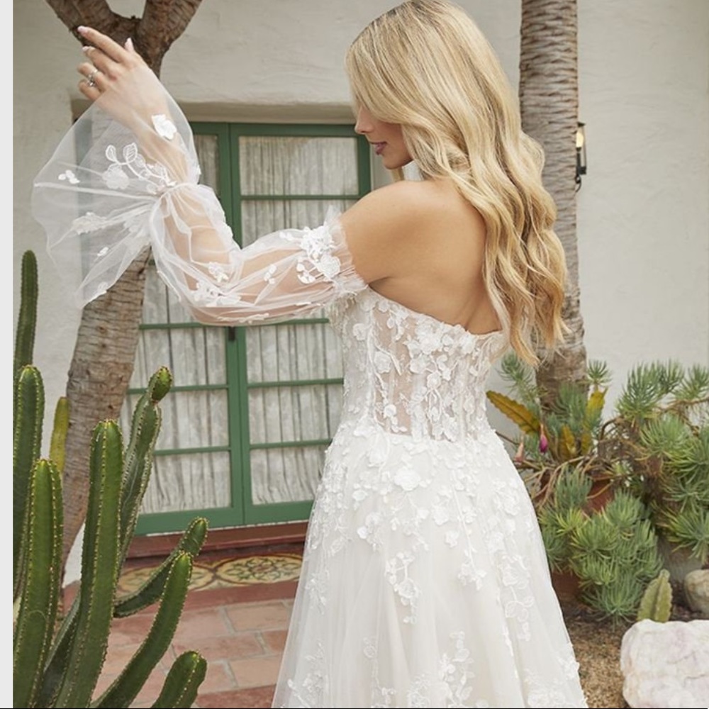 Detachable Bridal Sleeves - tulle with flowers